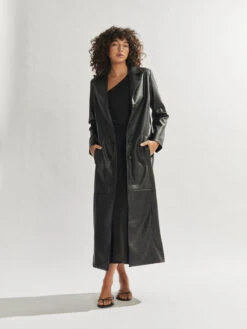 Arlo Coat Black