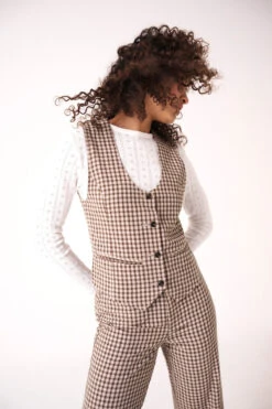 Soho Gingham Vest - Khaki -Mango Fashion Shop XA65to1eajuRnu49sDf3gBAmw 77804.1711019934